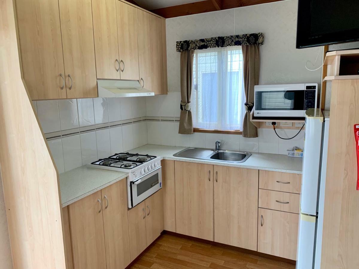 Tatura Cabin & Caravan Park Esterno foto